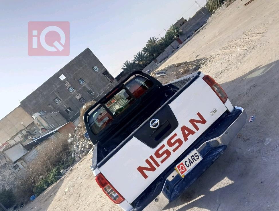 نيسان نافارا